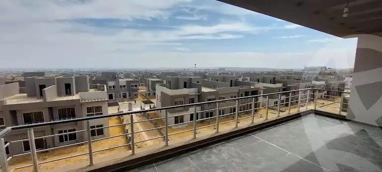 https://aqarmap.com.eg/en/listing/6421884-for-sale-cairo-el-sheikh-zayed-city-compounds-etapa