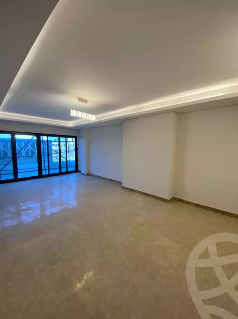 https://aqarmap.com.eg/en/listing/6425025-for-sale-cairo-el-sheikh-zayed-city-compounds-zyd-wr-llttwyr-z-tower