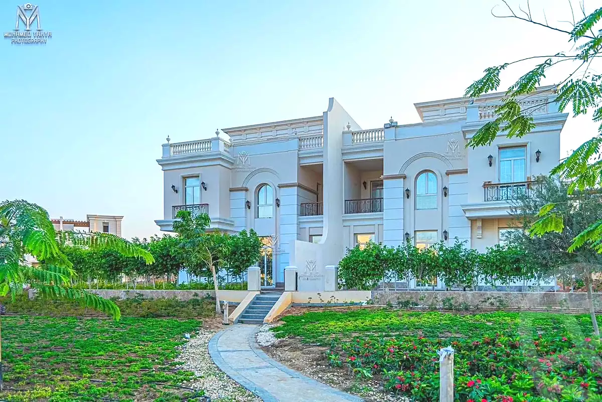 https://aqarmap.com.eg/ar/listing/6426353-for-sale-cairo-new-administrative-capital-r5-granville-compound-founders