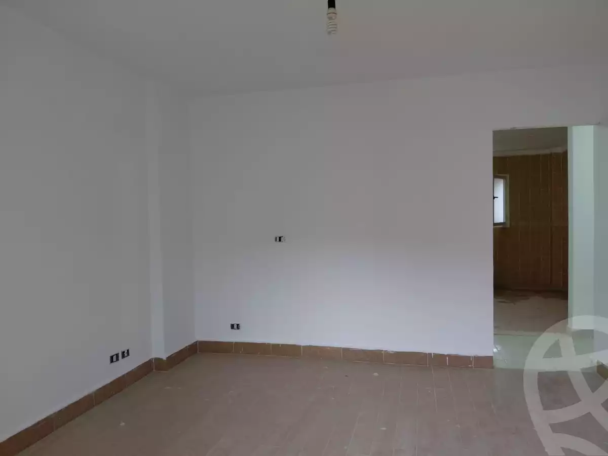 https://aqarmap.com.eg/ar/listing/6428280-for-rent-cairo-new-cairo-madinaty-first-zone-buildings-17th-st.