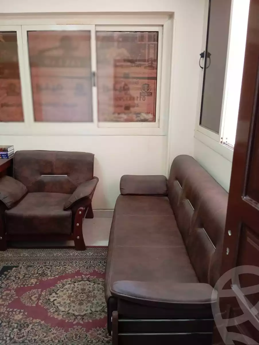 https://aqarmap.com.eg/ar/listing/6429870-for-sale-cairo-6th-of-october-el-ahyaa-neighborhood-1st-al-maahad