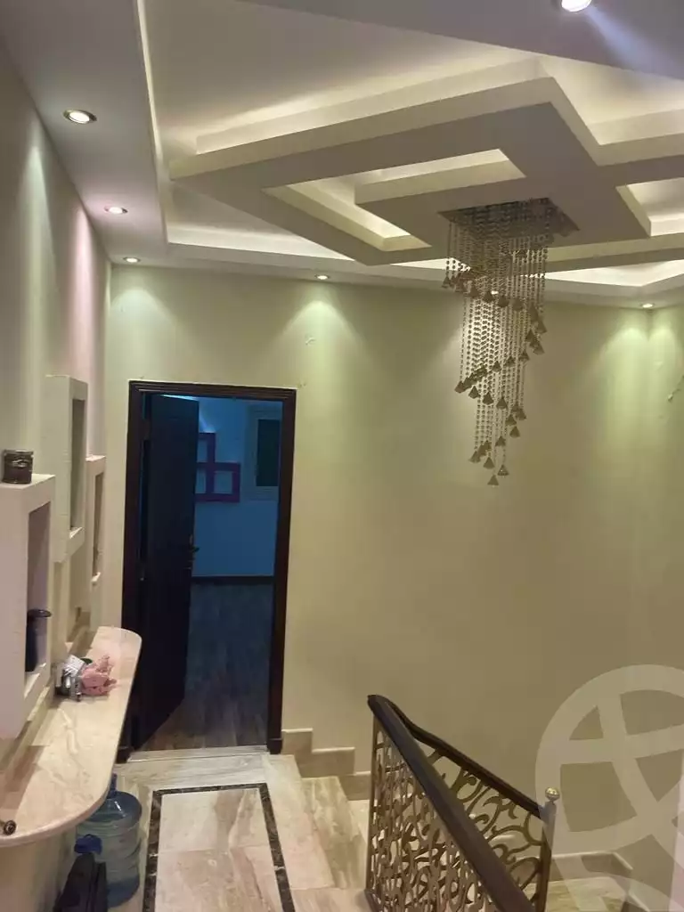 https://aqarmap.com.eg/ar/listing/6430516-for-sale-cairo-new-cairo-compounds-el-mostashareen-compound
