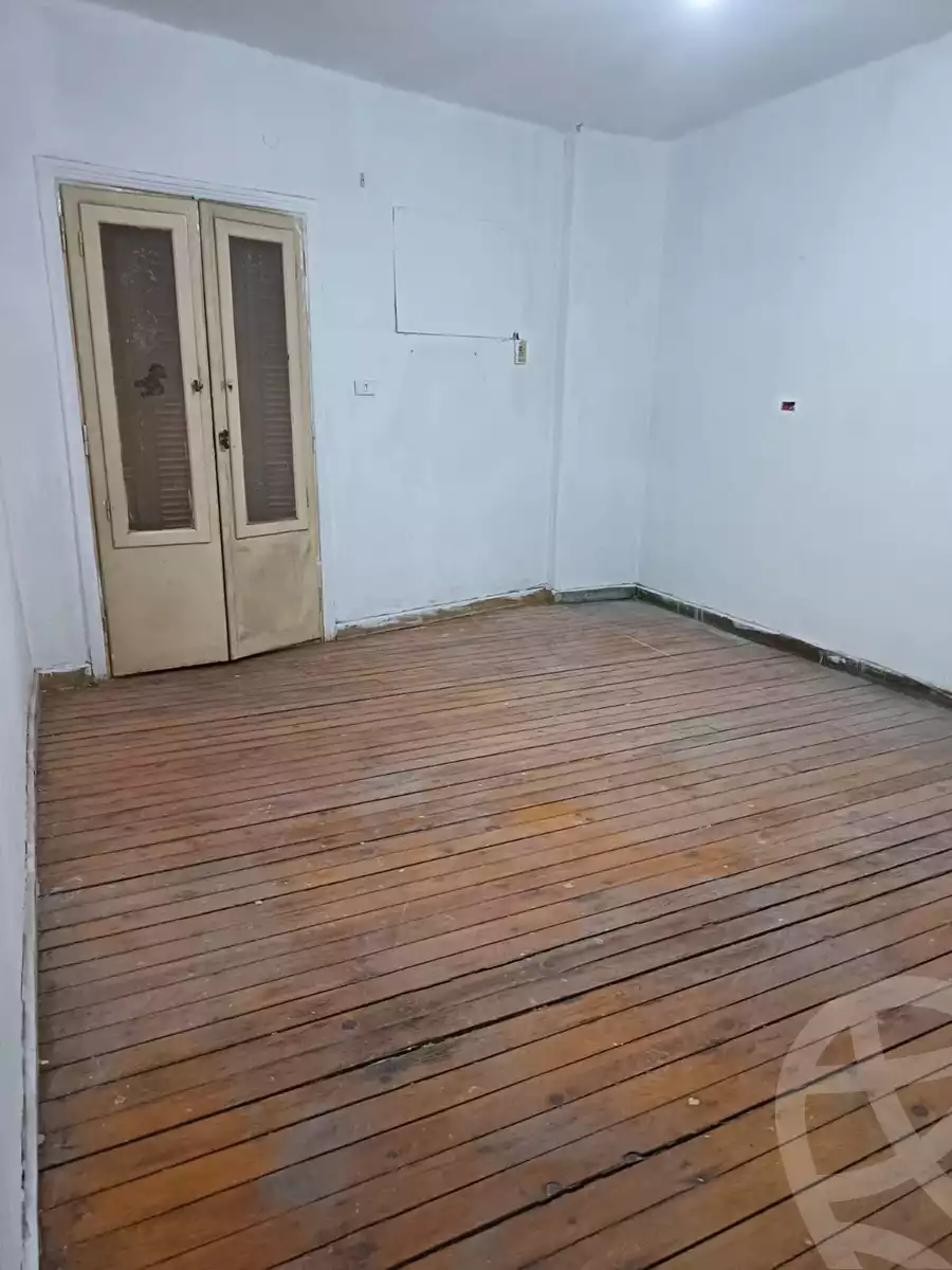 https://aqarmap.com.eg/ar/listing/6431941-for-rent-cairo-el-haram-abo-el-feda-st