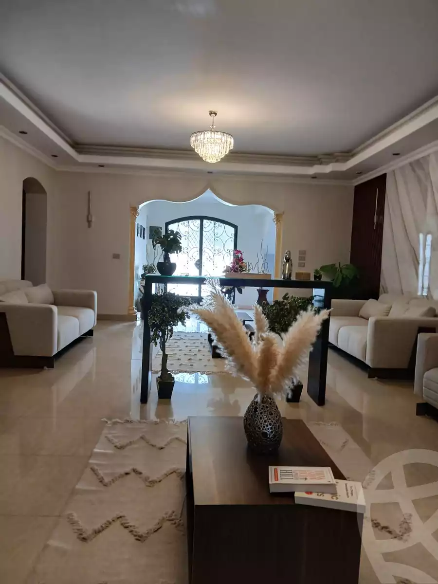 https://aqarmap.com.eg/en/listing/6432768-for-sale-cairo-6th-of-october-compounds-el-worod