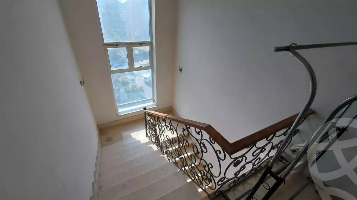 https://aqarmap.com.eg/en/listing/6432768-for-sale-cairo-6th-of-october-compounds-el-worod