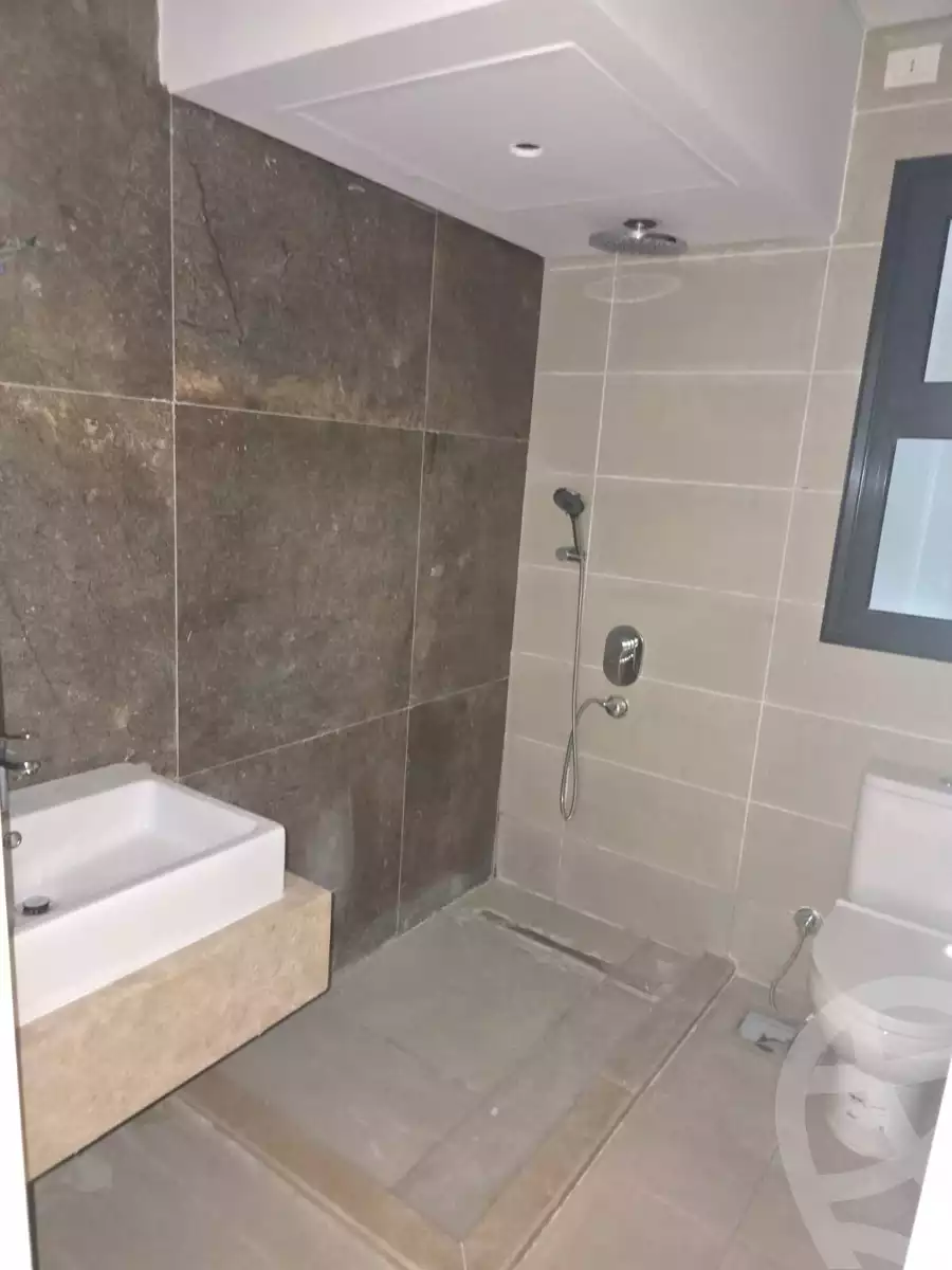 https://aqarmap.com.eg/ar/listing/6432829-for-rent-cairo-el-sheikh-zayed-city-compounds-kmbwnd-fyldj-wyst-dr-llttwyr