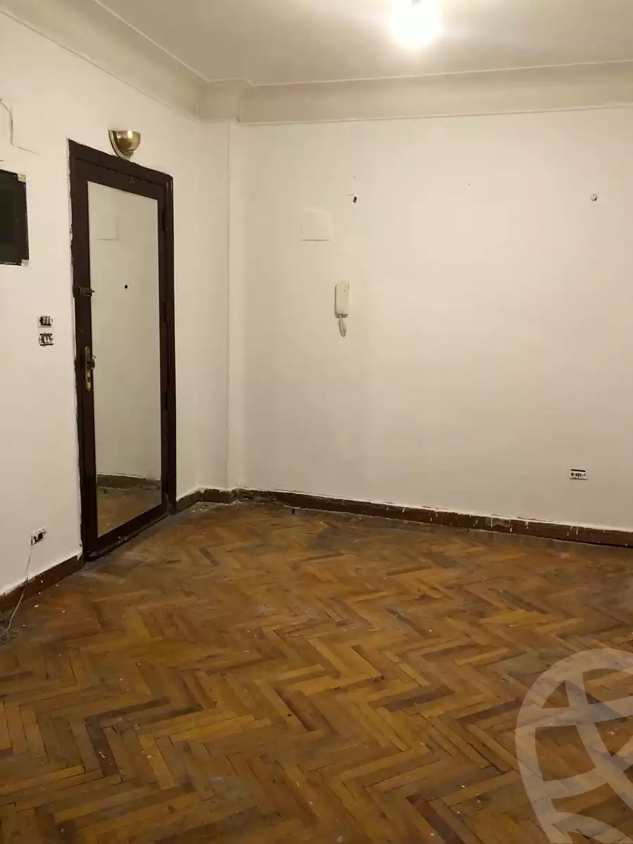 https://aqarmap.com.eg/ar/listing/6253342-for-sale-cairo-heliopolis-abdel-hamid-badawi