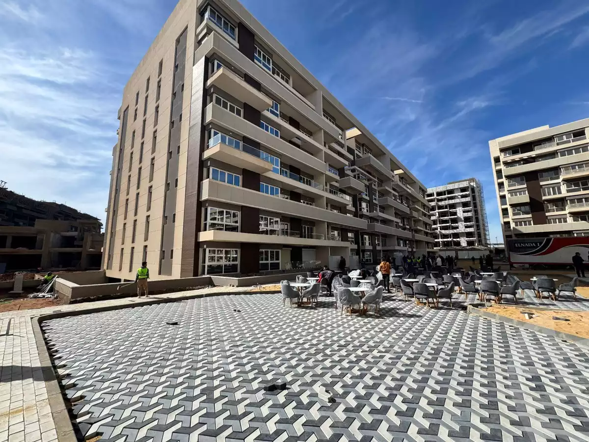 https://aqarmap.com.eg/ar/listing/6433838-for-sale-cairo-new-administrative-capital-r7-scenario