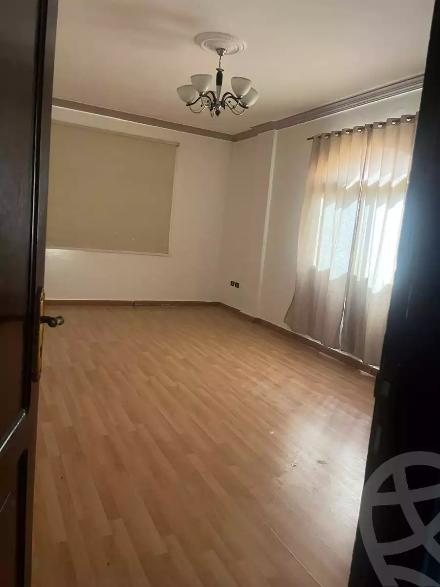 https://aqarmap.com.eg/en/listing/6435567-for-sale-cairo-new-cairo-el-ahyaa-third-neighborhood-street-15