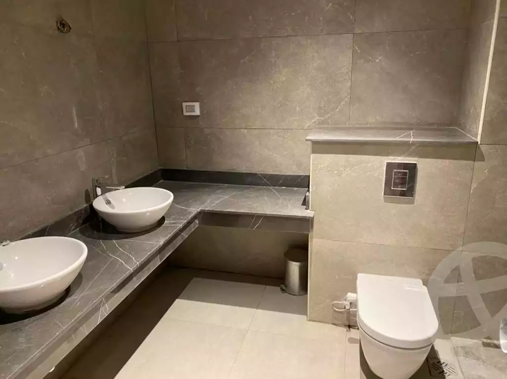 https://aqarmap.com.eg/ar/listing/6440259-for-sale-cairo-el-sheikh-zayed-city-compounds-zyd-wr-llttwyr-z-tower