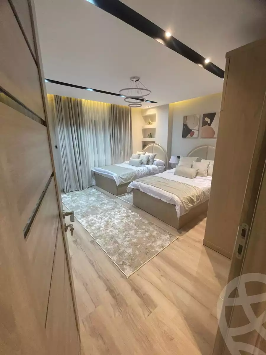 https://aqarmap.com.eg/en/listing/6442600-for-sale-cairo-new-cairo-compounds-mwrd-fq-llttwyr