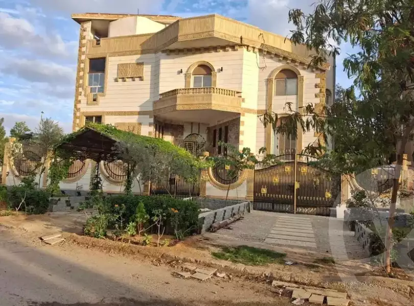 https://aqarmap.com.eg/en/listing/6444533-for-sale-cairo-el-shorouk-lhy-lthny-grb