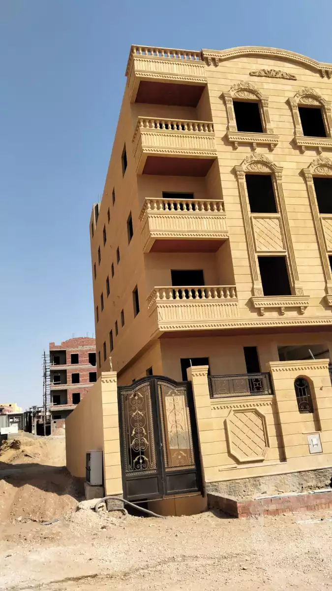 https://aqarmap.com.eg/ar/listing/6445338-for-sale-cairo-badr-city-hai-el-ashgar-featured-neighborhood-bait-el-watan