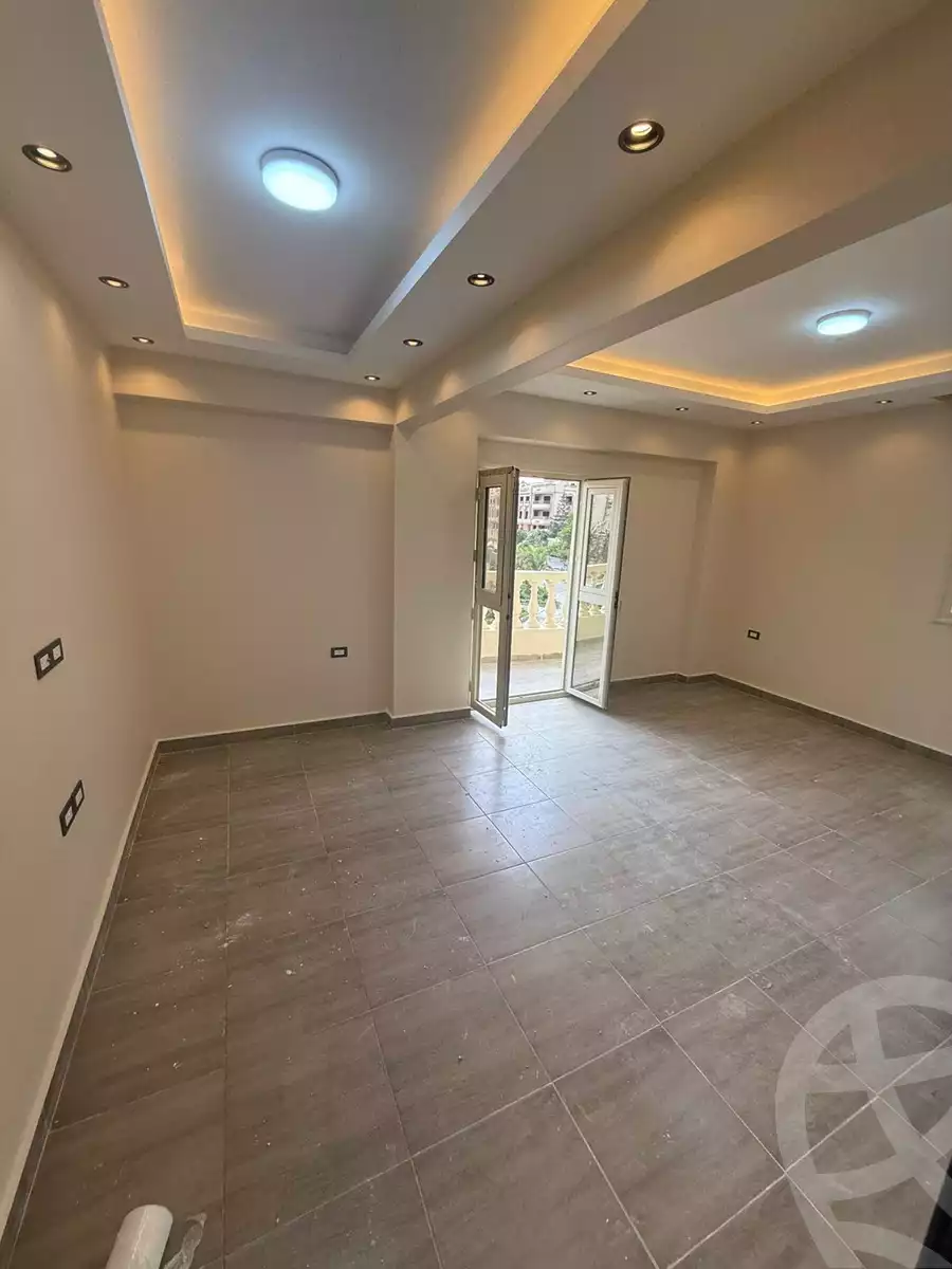 https://aqarmap.com.eg/ar/listing/6445869-for-rent-cairo-new-cairo-compounds-nakhil-village