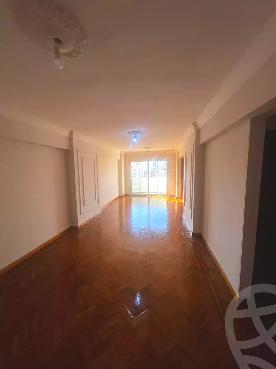 https://aqarmap.com.eg/ar/listing/6448402-for-sale-alexandria-ganaklis