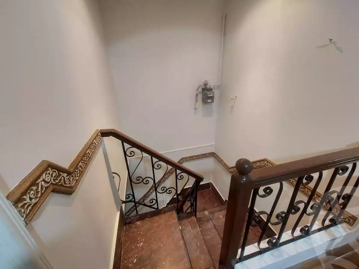 https://aqarmap.com.eg/en/listing/6448450-for-sale-alexandria-ganaklis