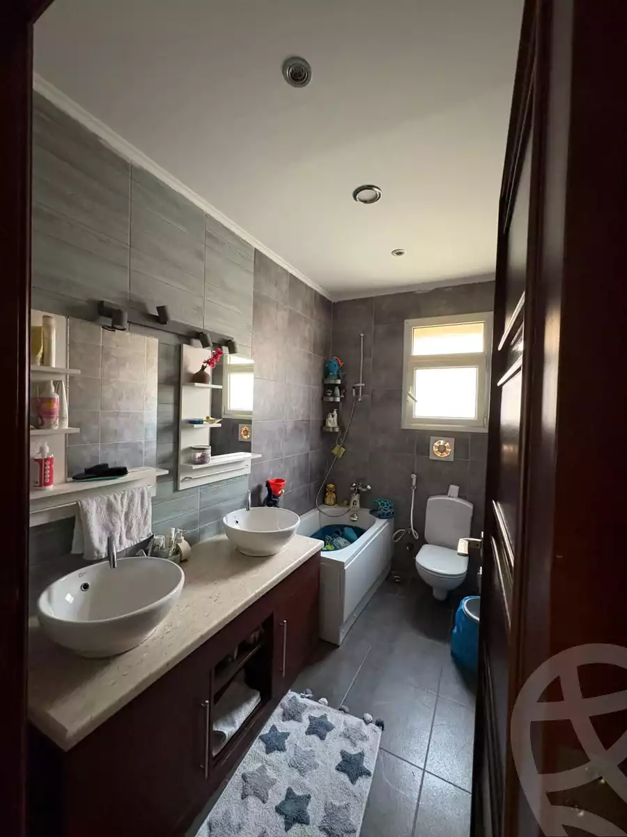 https://aqarmap.com.eg/en/listing/6448916-for-sale-cairo-el-sheikh-zayed-city-compounds-greens