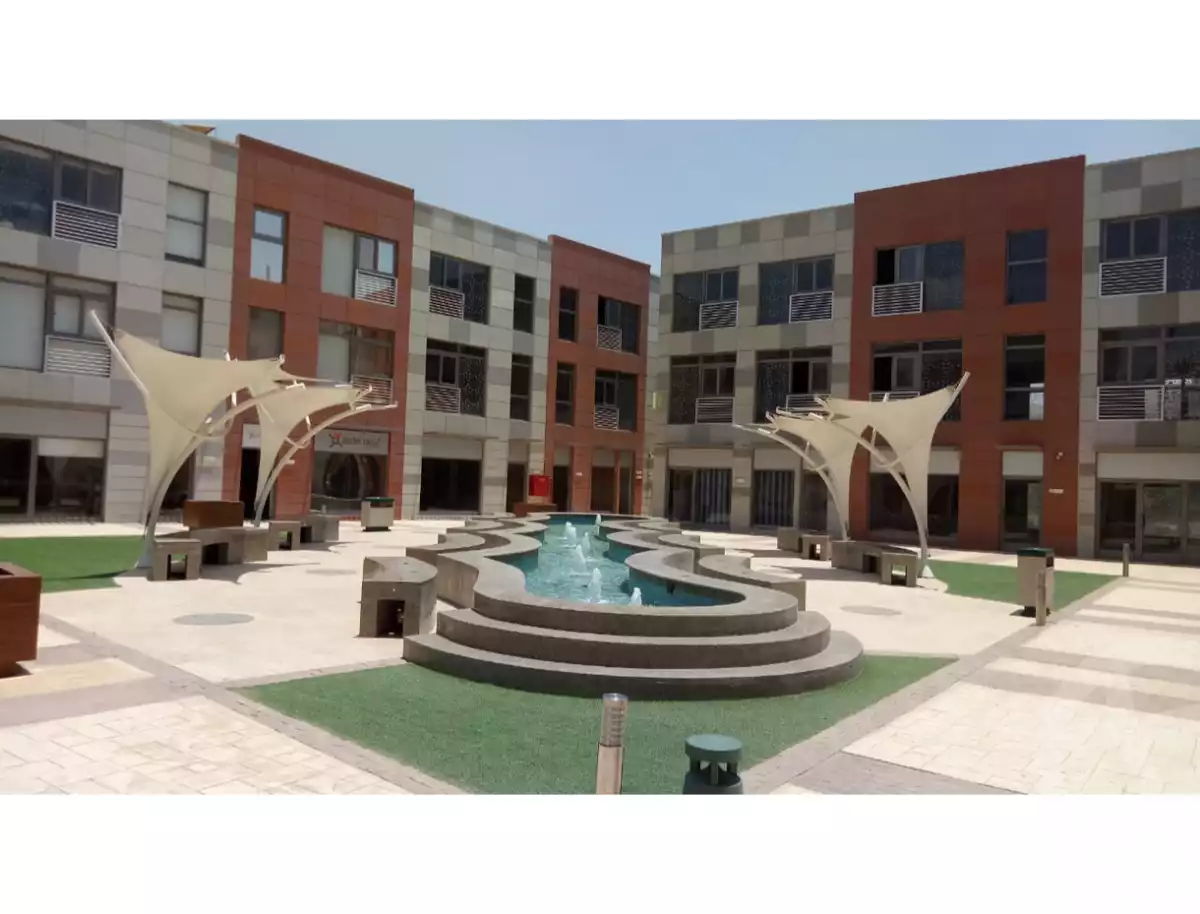 https://aqarmap.com.eg/en/listing/6448965-for-sale-cairo-el-sheikh-zayed-city-compounds-the-courtyard-mall-dorra