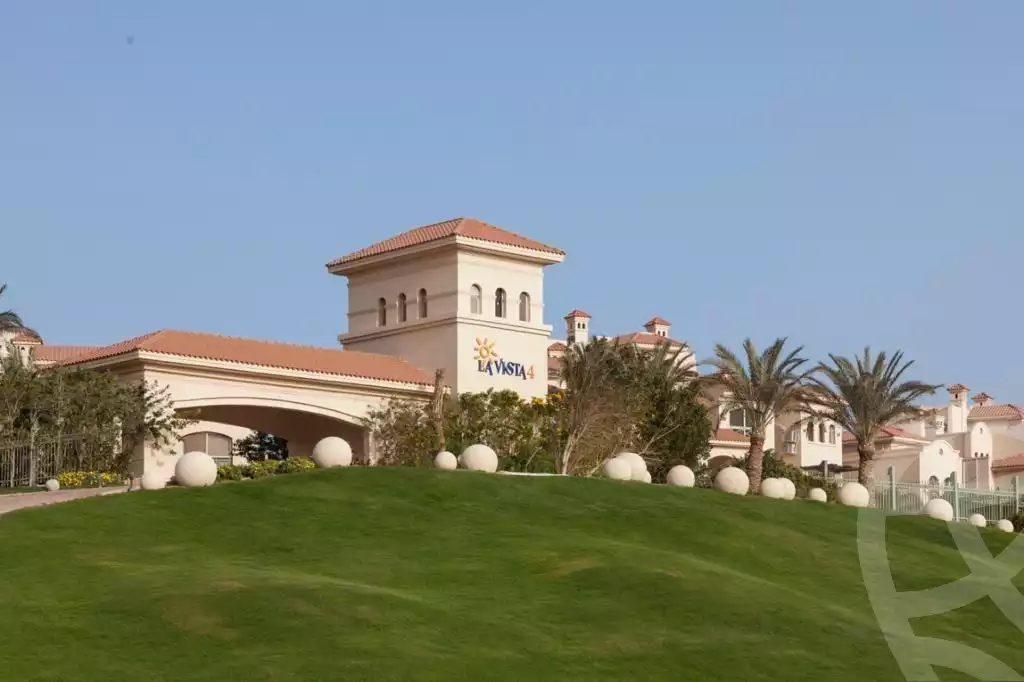 https://aqarmap.com.eg/en/listing/6451170-for-sale-ain-elsokhna-resorts-la-vista-ray