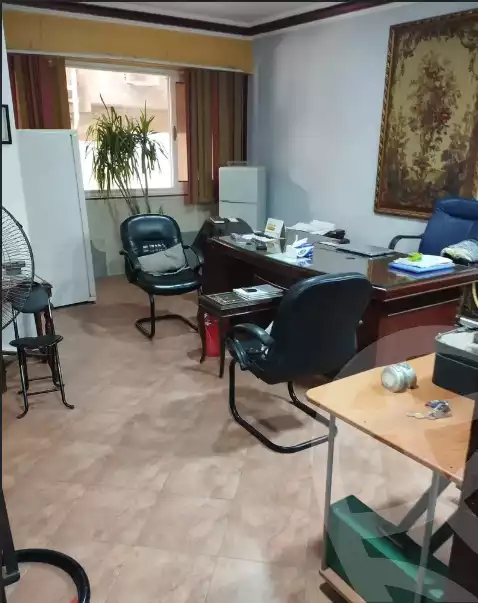 https://aqarmap.com.eg/ar/listing/6454538-for-sale-cairo-el-maadi-degla-street-200