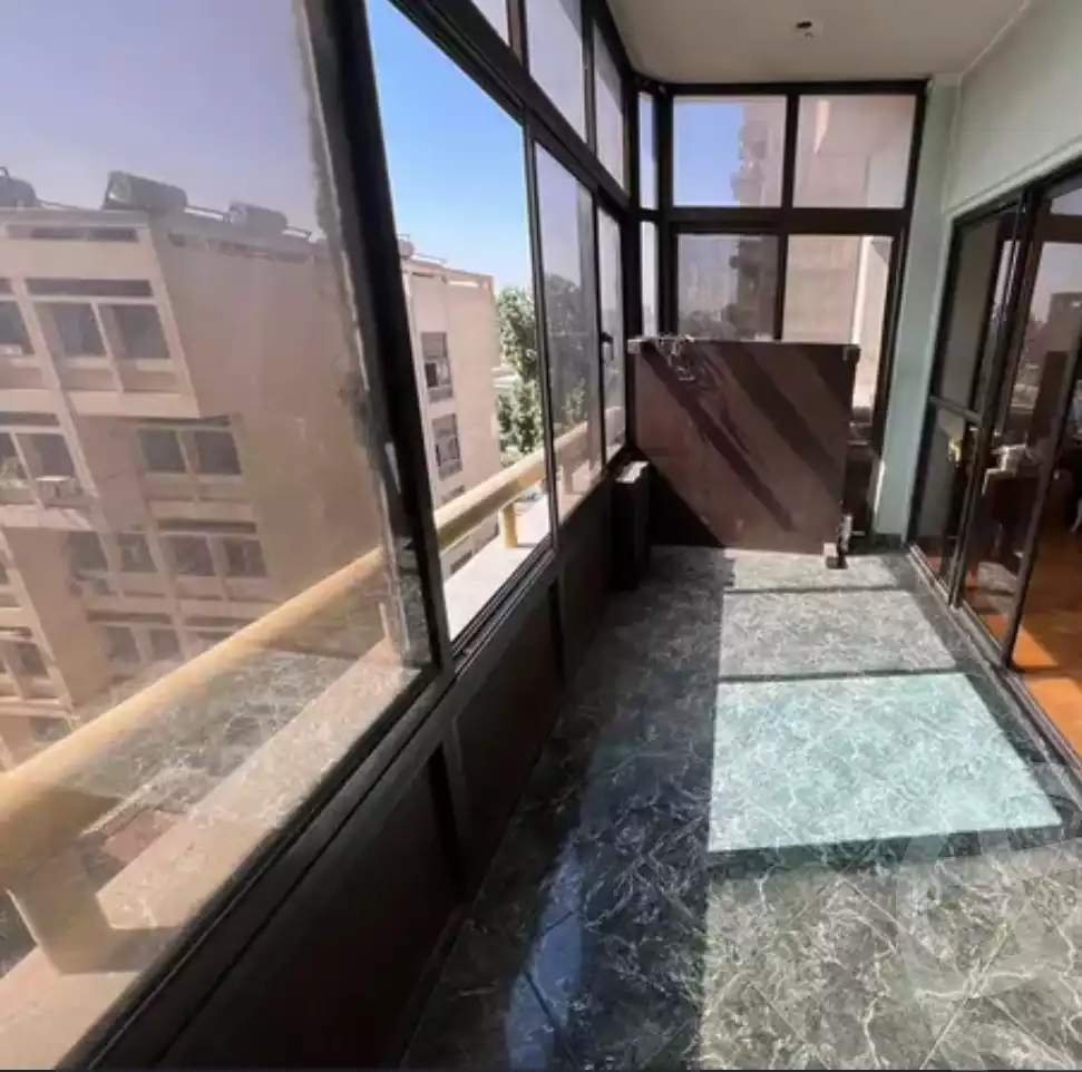 https://aqarmap.com.eg/ar/listing/6457536-for-sale-cairo-ljyz-shareaa-morad  charel degol