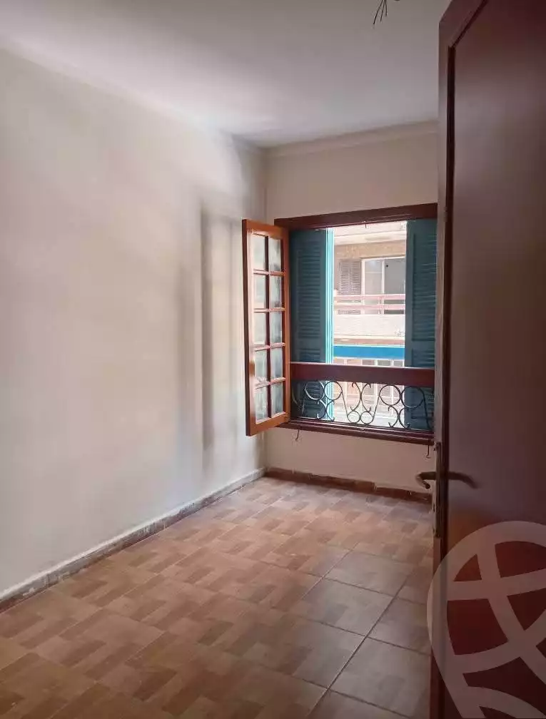 https://aqarmap.com.eg/ar/listing/6461249-for-rent-alexandria-el-asafra-l-sfr-bhry