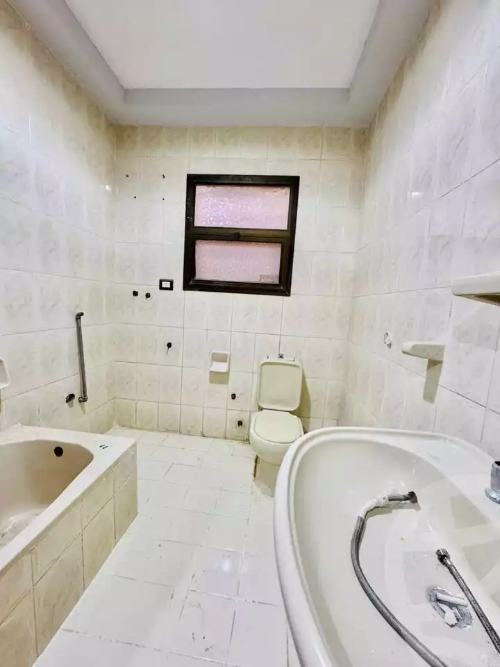 https://aqarmap.com.eg/en/listing/6462726-for-sale-alexandria-l-jmy-shataa-el-nakheel