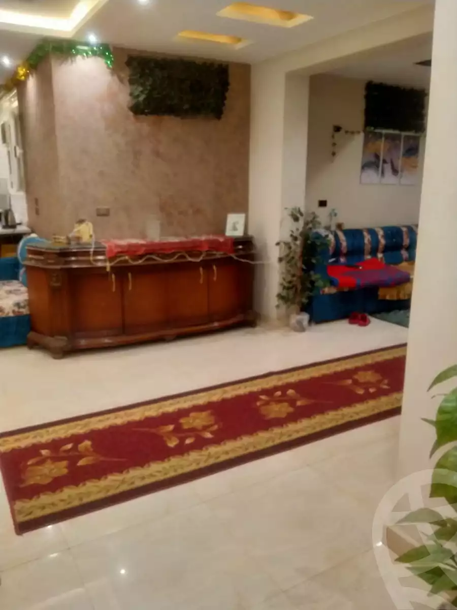 https://aqarmap.com.eg/en/listing/6463264-for-sale-cairo-new-cairo-compounds-mountain-view-hyde-park