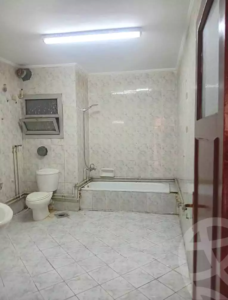 https://aqarmap.com.eg/ar/listing/6466774-for-rent-alexandria-el-asafra-l-sfr-bhry