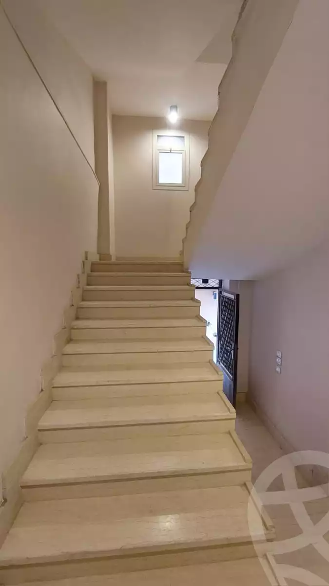 https://aqarmap.com.eg/en/listing/6470562-for-sale-cairo-6th-of-october-el-ahyaa-neighborhood-3rd-nasr-ammar-st