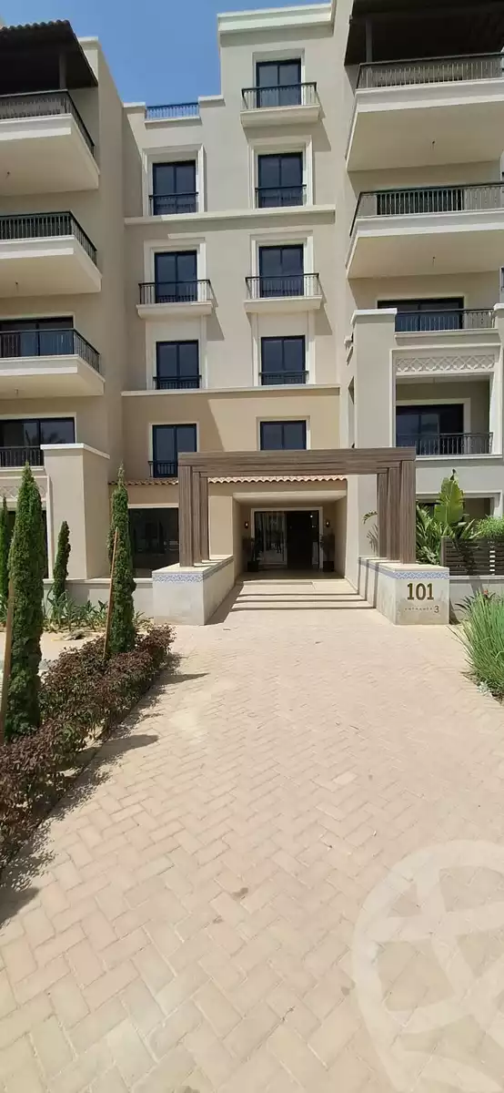 https://aqarmap.com.eg/en/listing/6471079-for-sale-cairo-el-sheikh-zayed-city-compounds-kmbwnd-fyldj-wyst-dr-llttwyr