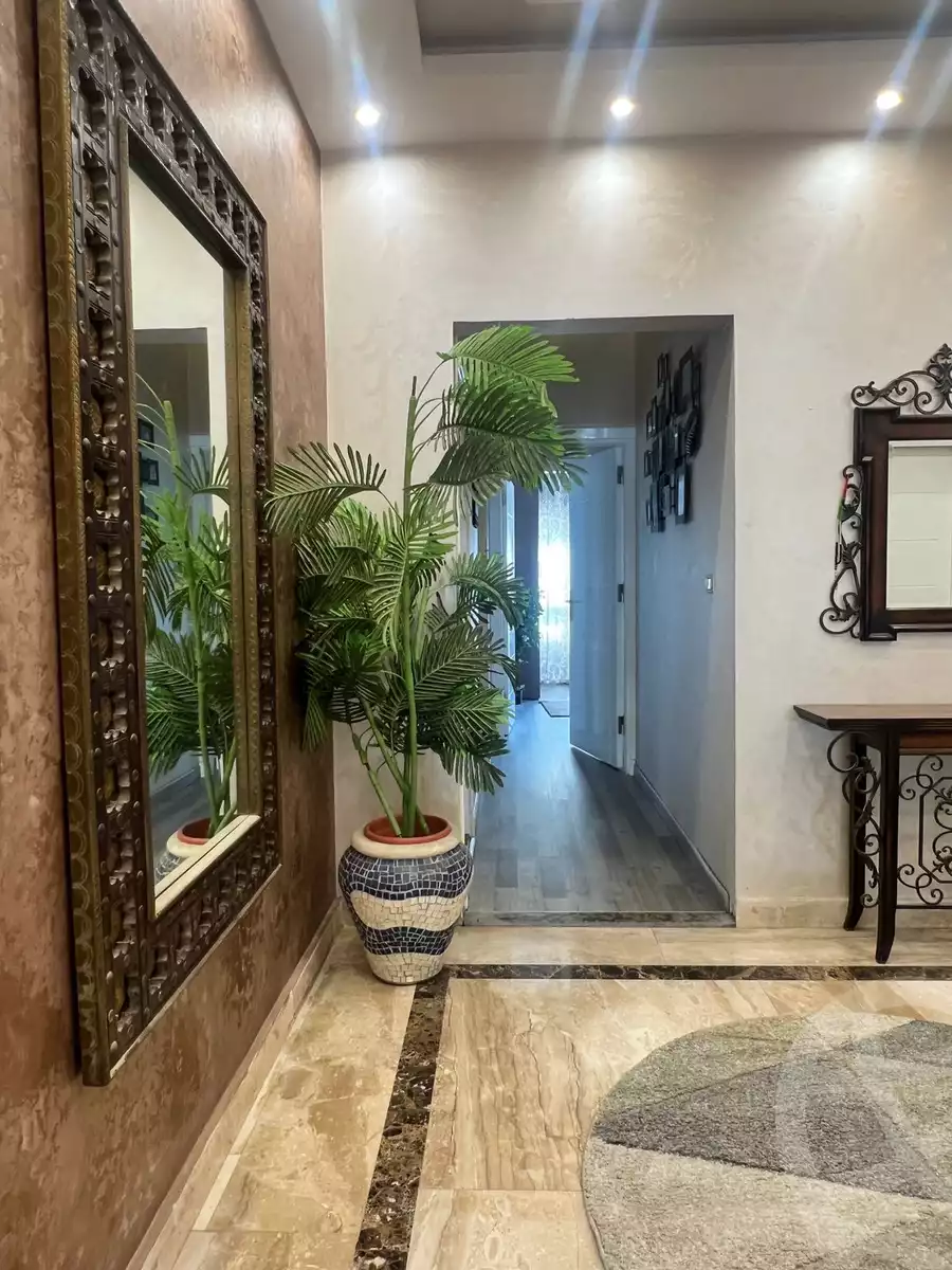 https://aqarmap.com.eg/en/listing/6471250-for-rent-cairo-el-sheikh-zayed-city-compounds-kmbwnd-wn-16-swdyk