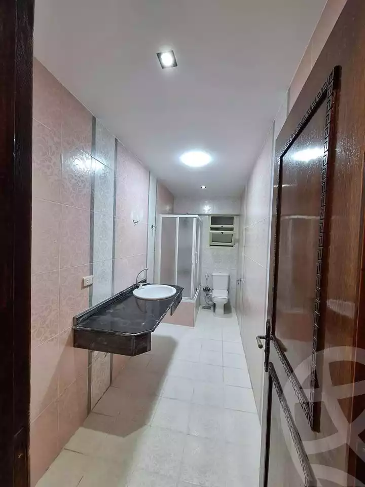 https://aqarmap.com.eg/ar/listing/6474358-for-sale-alexandria-sydy-bshr-sydy-bshr-bhry-ibrahim-el-sayed-st