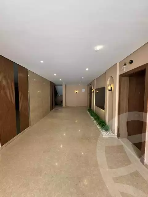https://aqarmap.com.eg/en/listing/6477210-for-sale-cairo-el-sheikh-zayed-city-compounds-kmbwnd-fyldj-wyst-dr-llttwyr