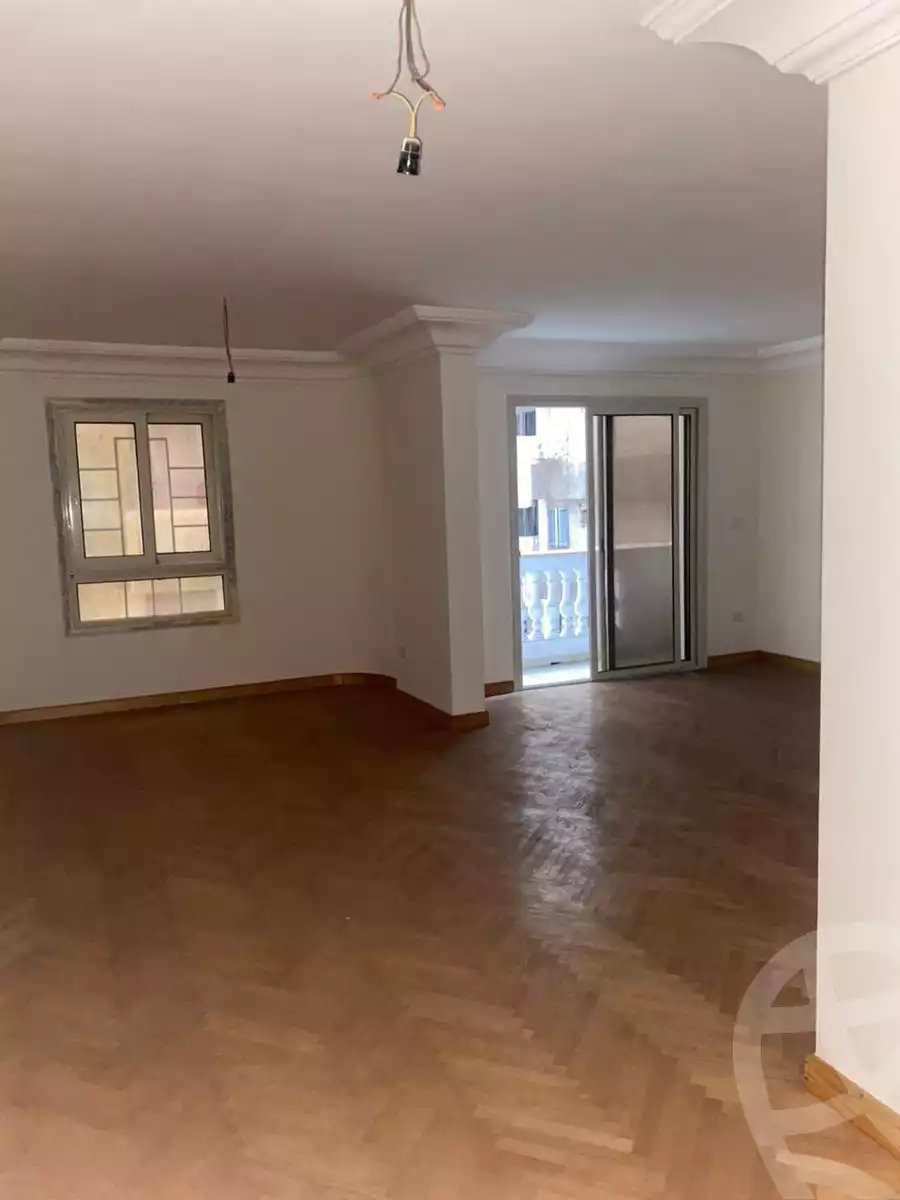 https://aqarmap.com.eg/ar/listing/6477703-for-sale-alexandria-kafr-abdo-ismailia-st