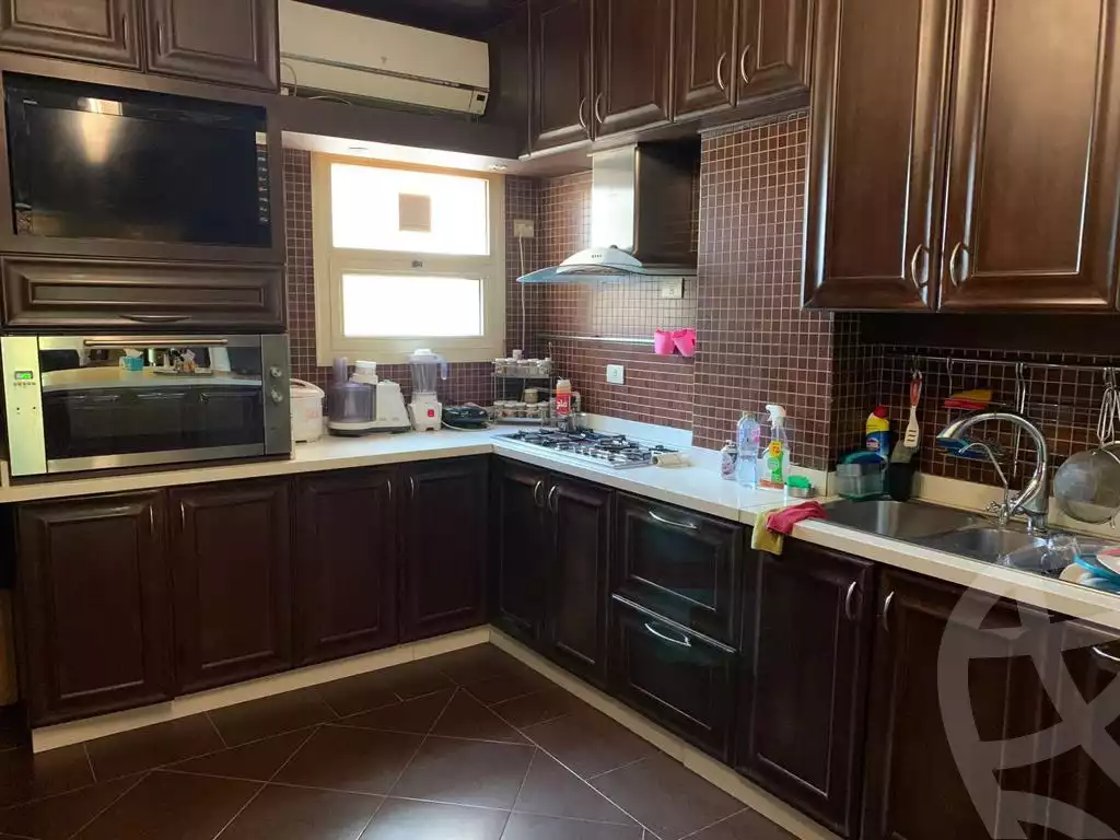 https://aqarmap.com.eg/en/listing/6477258-for-sale-cairo-new-cairo-first-settlement-mhwr-mstfy-kml