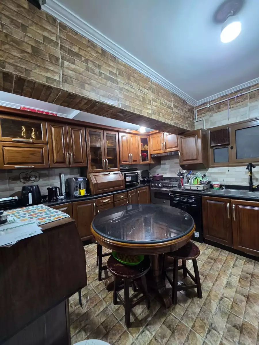 https://aqarmap.com.eg/en/listing/6481114-for-sale-cairo-el-maadi-zahraa-el-maadi-al-khamseen-st