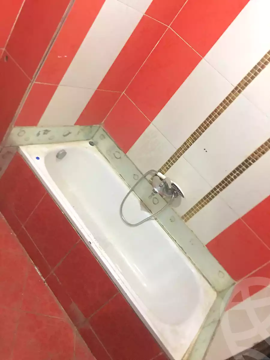 https://aqarmap.com.eg/en/listing/6482904-for-sale-qalyubia-shubra-el-khaima