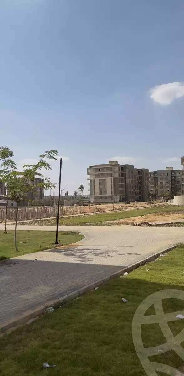 https://aqarmap.com.eg/en/listing/6485889-for-sale-cairo-el-sheikh-zayed-city-compounds-jn-zyd