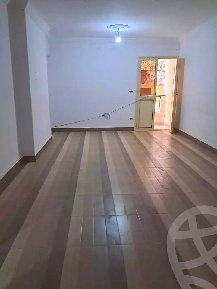 https://aqarmap.com.eg/ar/listing/6487993-for-rent-alexandria-ganaklis