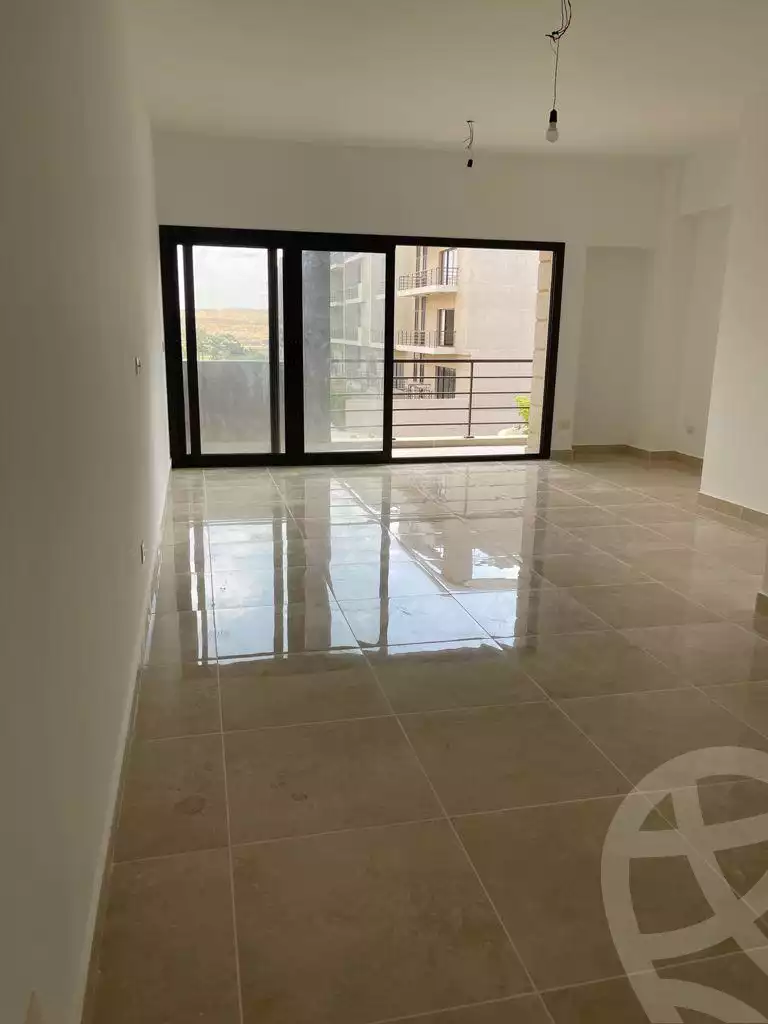 https://aqarmap.com.eg/en/listing/6487885-for-sale-cairo-new-cairo-compounds-fifth-square