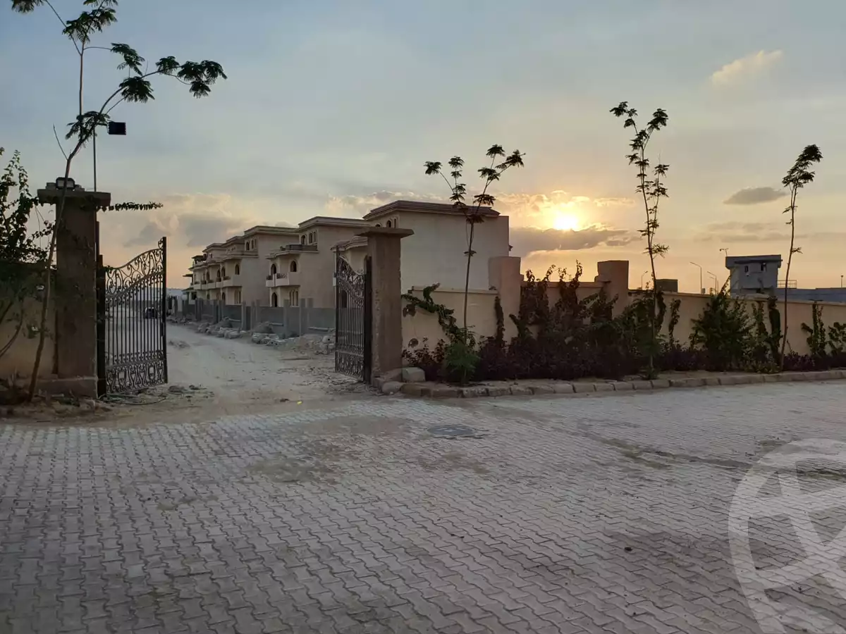 https://aqarmap.com.eg/en/listing/6495606-for-sale-cairo-6th-of-october-compounds-new-giza-downtown-new-giza