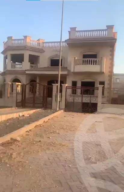 https://aqarmap.com.eg/en/listing/6495902-for-sale-cairo-el-sheikh-zayed-city-el-hay-eltaseaa-area-1-el-bostan-st