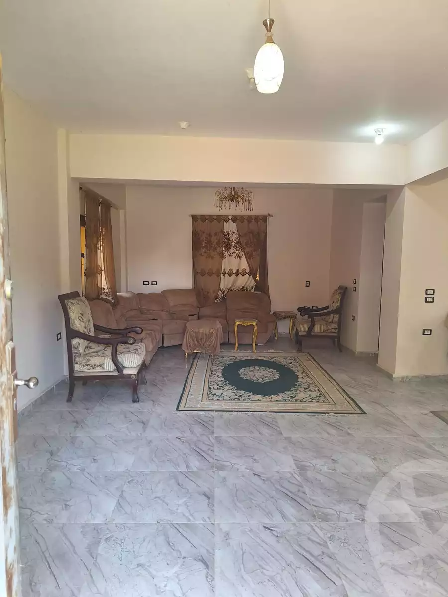 https://aqarmap.com.eg/en/listing/6497137-for-sale-cairo-el-sheikh-zayed-city-lshykh-zyd-ljdyd-el-reef-el-oroby