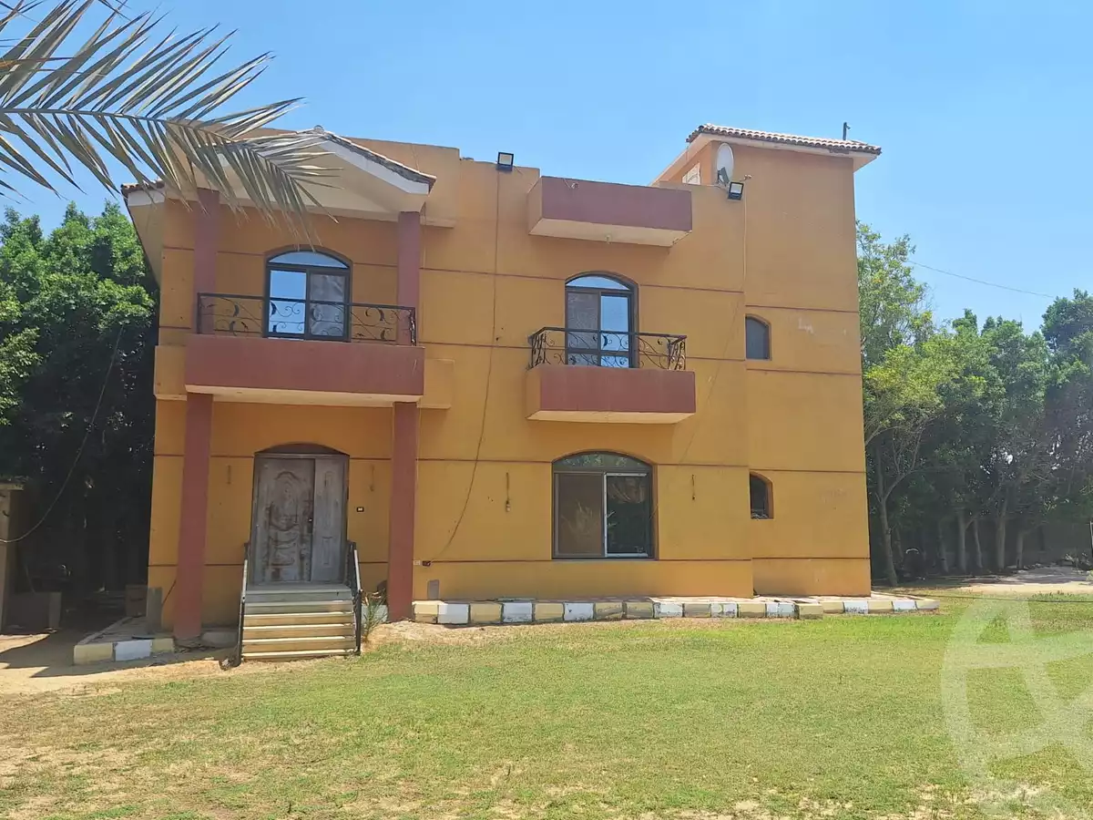 https://aqarmap.com.eg/en/listing/6497137-for-sale-cairo-el-sheikh-zayed-city-lshykh-zyd-ljdyd-el-reef-el-oroby