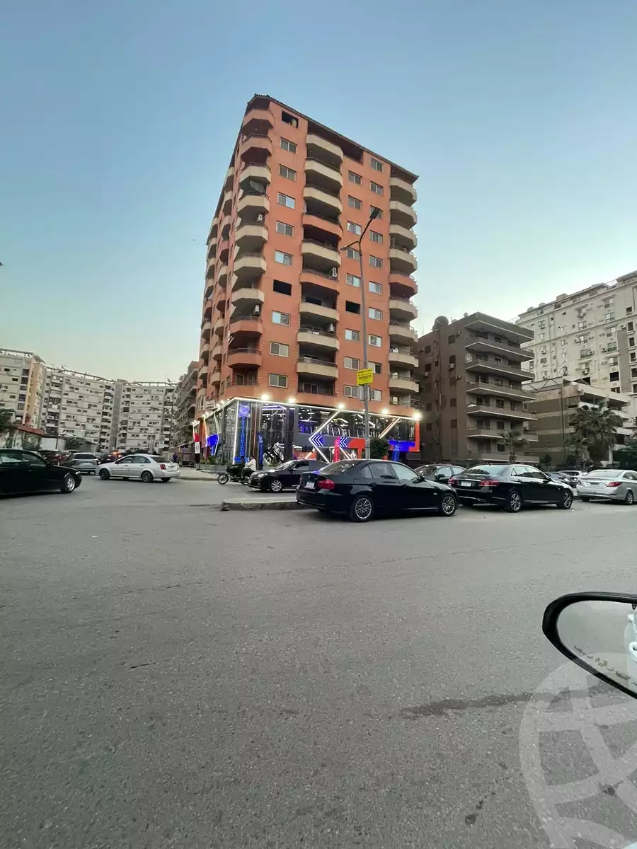 https://aqarmap.com.eg/ar/listing/6412540-for-sale-cairo-nasr-city-1st-zone-mohamed-youssef-moussa-st