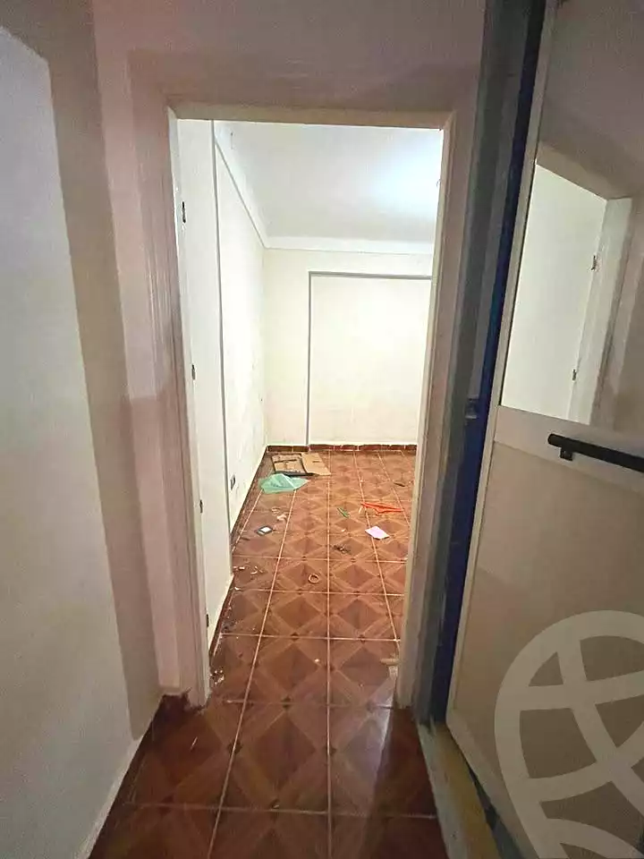 https://aqarmap.com.eg/ar/listing/6502866-for-sale-alexandria-lsywf-el-falki