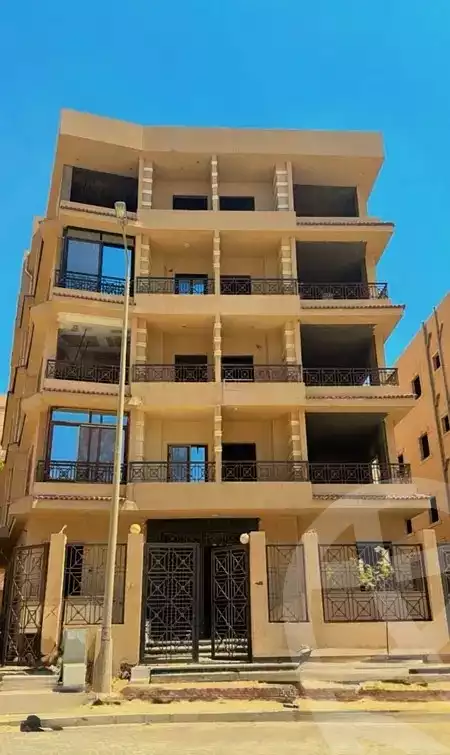 https://aqarmap.com.eg/ar/listing/6505424-for-sale-cairo-el-sheikh-zayed-city-compounds-tiamo-city