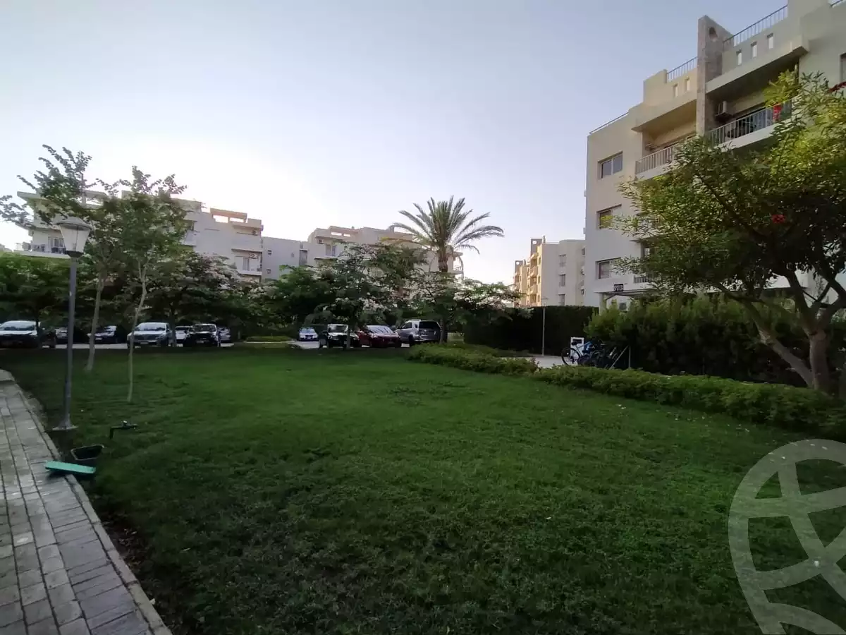 https://aqarmap.com.eg/en/listing/6505956-for-sale-cairo-el-sheikh-zayed-city-compounds-dh-drys