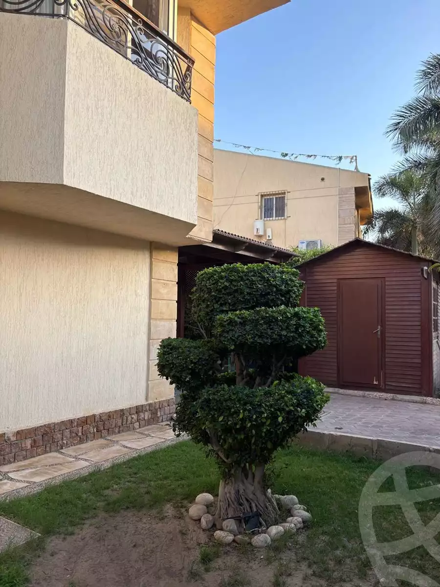 https://aqarmap.com.eg/en/listing/6506512-for-sale-cairo-el-sheikh-zayed-city-compounds-el-rabwa